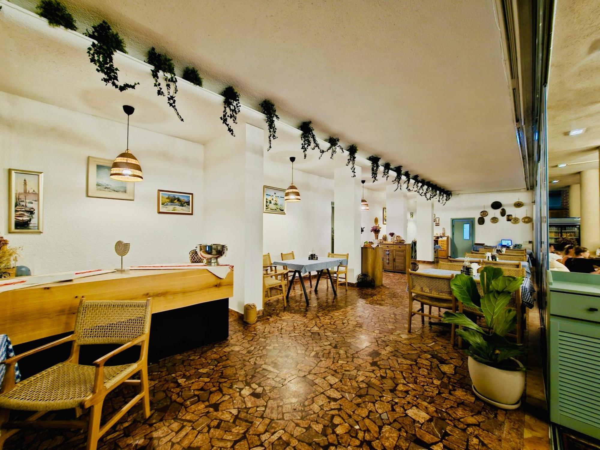 Hotel Carmen Eforie Nord Eksteriør billede